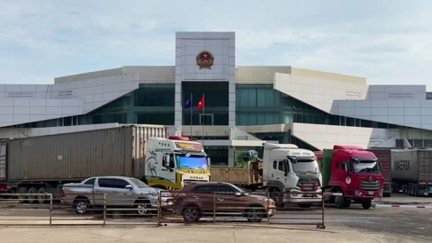 Vận Chuyển Nông Sản Sang Lào Bằng Đường Bộ: Quy Trình Và Giải Pháp Tối Ưu