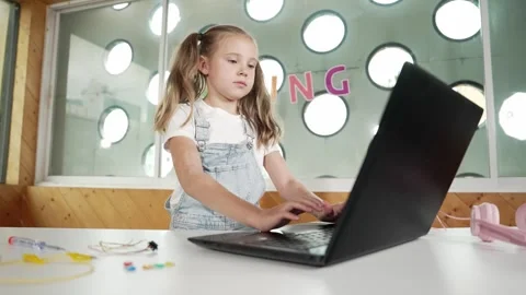 Caucasian girl using laptop programing software while crossing arms. Erudition. Stock Footage 274331707