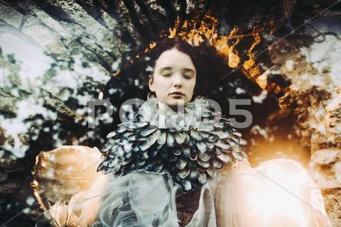 Caucasian woman wearing mussel necklace Stock Photos