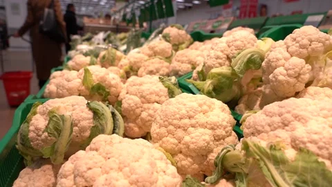 Cauliflower on the shelves of the store Stock Footage 167930914