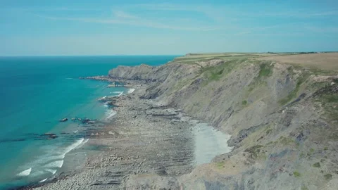 Caunter Beach and Cliffs, Hartland Cornwall Heritage Coast, SW Coast Path 스톡 동영상 201761313