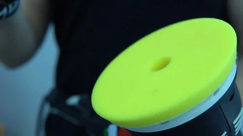 Causing the liquid for polishing a car for a drive 스톡 동영상 86396138