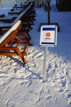 Caution - Private guests only, on the white sand in Lux hotel Stock-Fotos