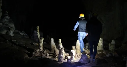 A Cave in the appenninis mountains 스톡 동영상 126977804