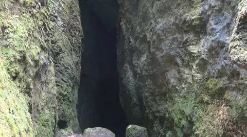 Cave in Carpathian Mountains. Vídeos de archivo 24233099