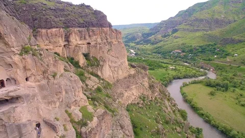 Cave complex of Vardzia and river panorama aerial view 스톡 동영상 95249311
