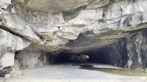 Cave in Ninh Binh 動画素材 276160220
