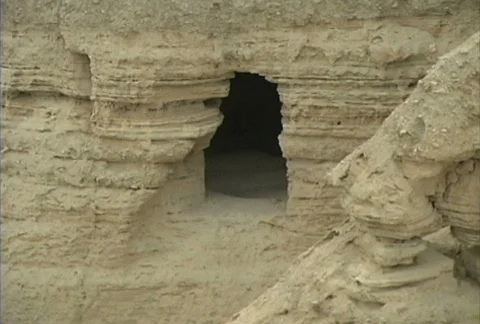 Cave at Qumran 動画素材 275011