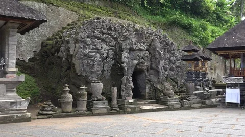 Cave Temple, Highlights around Bali 스톡 동영상 100787164