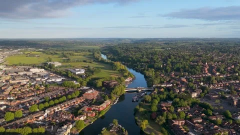 Caversham Bridge Reading Berkshire Aerial view Shot UK Stock-Footage 336335986