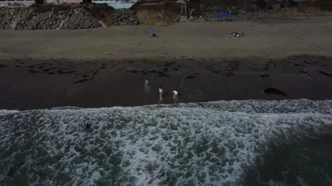 Cayucos 12 動画素材 304171931