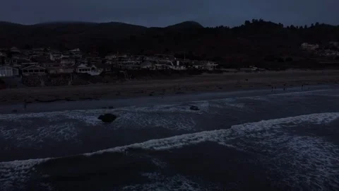 Cayucos 8 動画素材 304172976