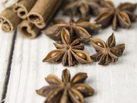 Cbrown cinnamon seeds close up Stock Photos
