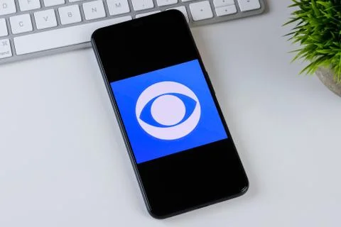 CBS app logo on a smartphone screen Stock Photos