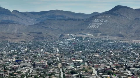 CD. Juarez. La Biblia es la Verdad. Leel... | Stock Video | Pond5