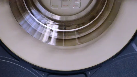 CD Rotating Inside Home Stereo 库存影片 47957118