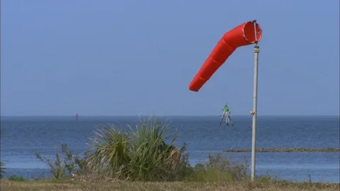 Cedar Key Airport Windsock Vídeo Stock 86330618