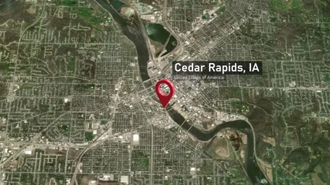 Cedar Rapids City Map Zoom (IA, USA) from Space to Earth 스톡 동영상 295382009