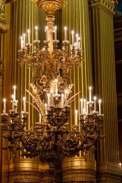 Ceiling lamps and architectural elements eclectic Beaux-Arts style of Secon.. 库存照片