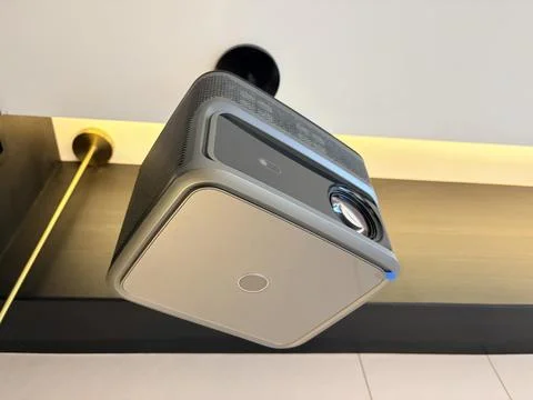 Ceiling Mounted Modern Projector in Contemporary Interior Фото