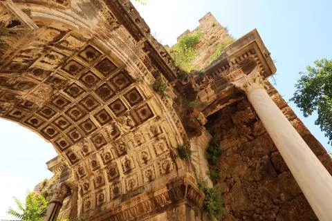 The ceiling of one of the entry arches of the Hadrians Gate, Antalya, Turkey Foto stock