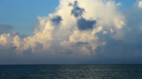 Celear sea with clouds and sky Stock Footage