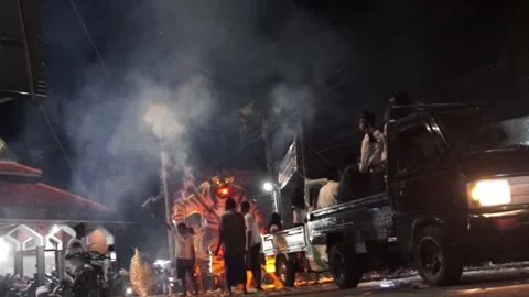 Celebrating takbir Video stock 330184180