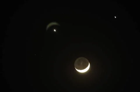 Celestial rarity three brightest objects in sky Jupiter Venus and moon com... Fotos Stock