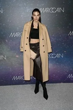  Celine Bethmann bei der Marc Cain Fashion Show Parallel Universe auf der ... 库存照片