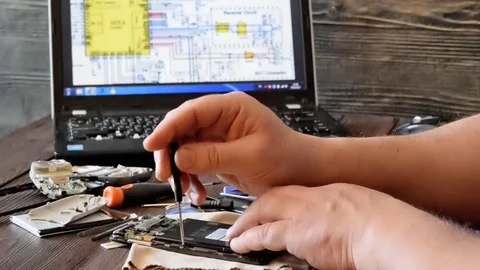 Cell phone repair Stock Footage 83527906