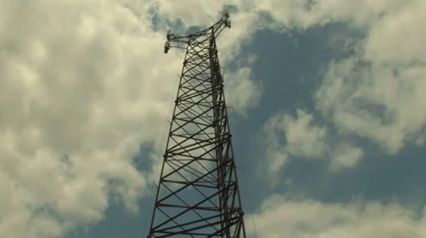 Cell phone Tower push in 스톡 동영상 34033929