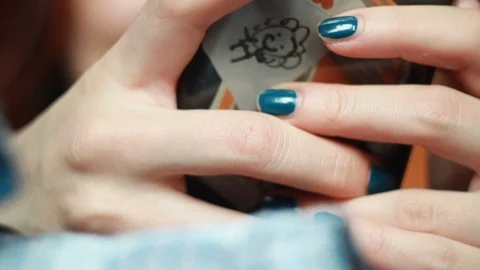 Cell phone in young woman's hands Stock-Footage 87767415