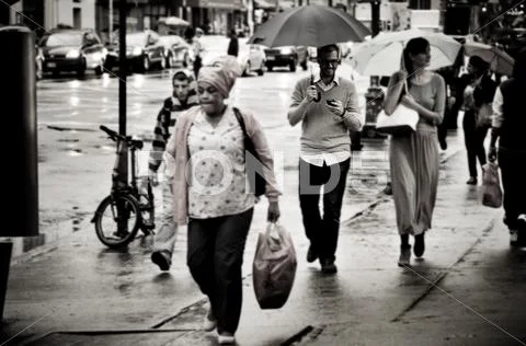 Cellphone user in NYC Stock Photos