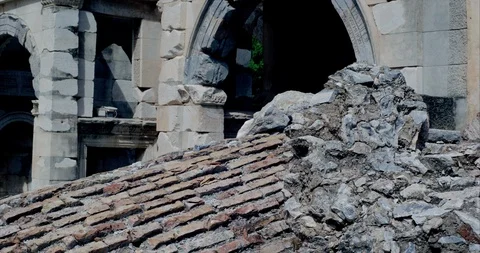 Celsus Library arch way, Ephesus Tilt Up 3 動画素材 113239090