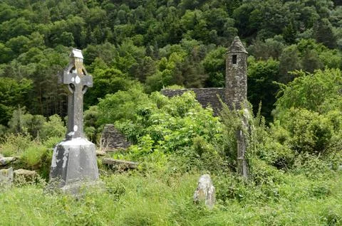 Celtic cross at a graveyard Foto stock