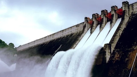 Cement dam  with overflow Vídeo Stock 94317993