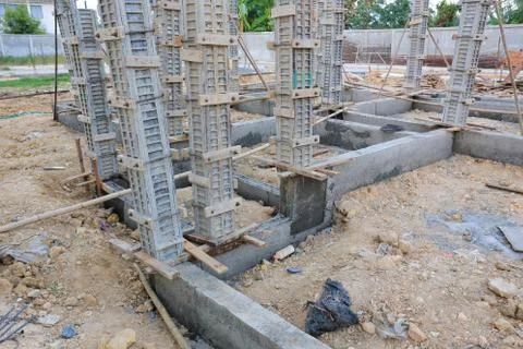 Cement pouring structure at construction house Foto stock