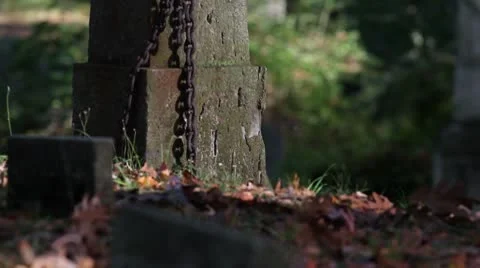 Cemetery Chains 動画素材 8948485
