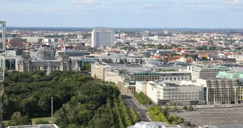 Central Berlin, aerial view Vídeo Stock 96008091