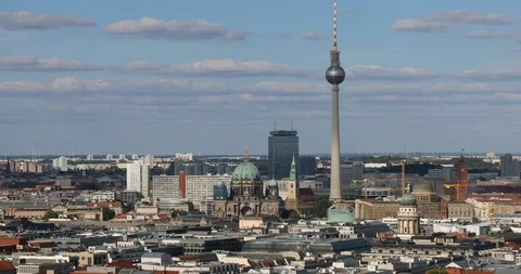 Central Berlin, aerial view Vídeo Stock 96009280