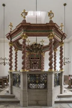 Central bima with octagonal stone parapet in the synagogue from 1746 Ansbach Stock Photos