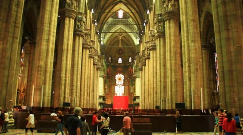 Central Interior Of The Dome In Milan Stock-Footage 39699128