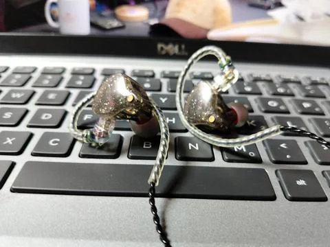 Central Java Indonesia 10 June 2026: A pair of in-ear monitor (IEM) earphones  Stock-Fotos