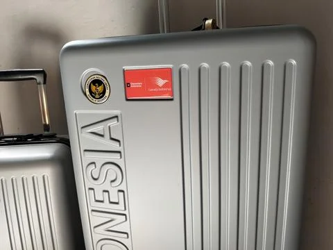 Central Java Indonesia 10 may 2026: Official Indonesian Hajj suitcase 2026 for p Stock Photos