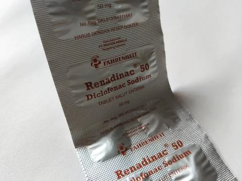 Central Java, Indonesia – 10 May 2026: Renadinac is a pharmaceutical medication  Stock-Fotos