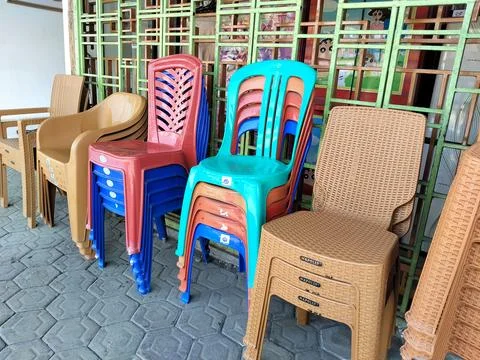 Central Java Indonesia 11 June 2026: A well-stocked household goods store displa Stock Photos