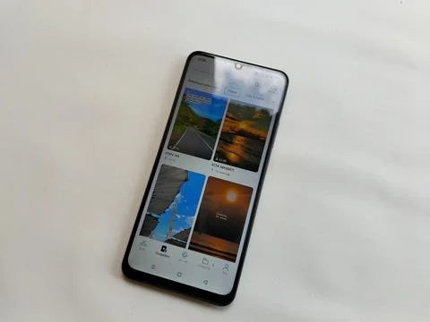 Central Java Indonesia 13 may 2026: CapCut is an easy-to-use video editing appli Photos