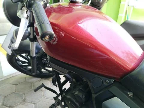 Central Java Indonesia 16 July 2026: Close-up detail of a Benelli Motobi 200 Evo Fotos Stock