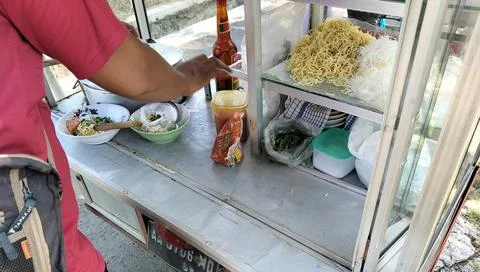 Central Java Indonesia 17 July 2026: Indonesian bakso street food cart with Stock-Fotos