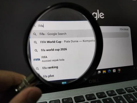 Central Java Indonesia 17 June 2026: People searching for FIFA-related keywords  Fotos Stock